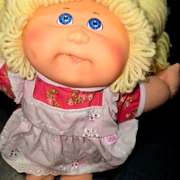 Cabbage Patch Kids Limited Edition 25th Anniversary Rare Twisted Mouth CPK 2009 - Picture 10 of 10